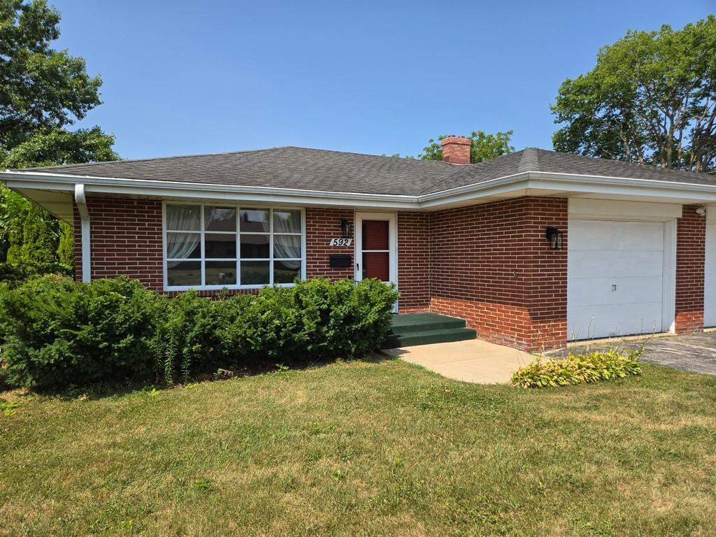 592 Donna Dr #592 - Photo 7 of 21