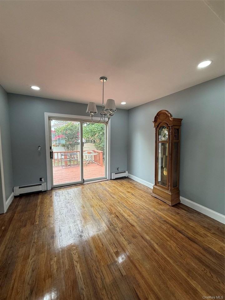 6 Gateway - Photo 6 of 16