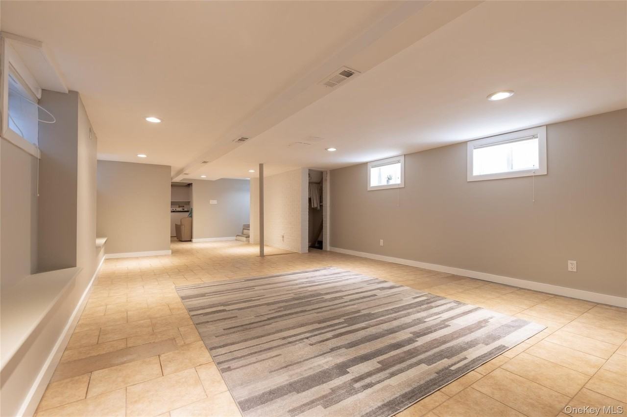 191 Beach 140th St - Photo 5 of 41