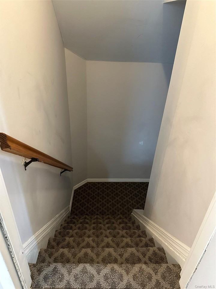 360 West Dr - Photo 2 of 15