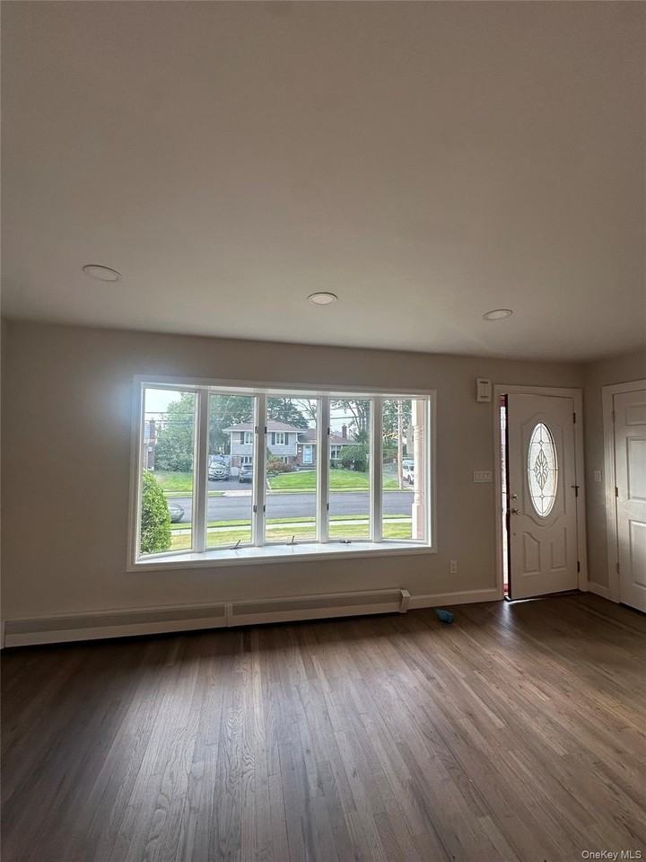 25 Cumberland Rd - Photo 2 of 22