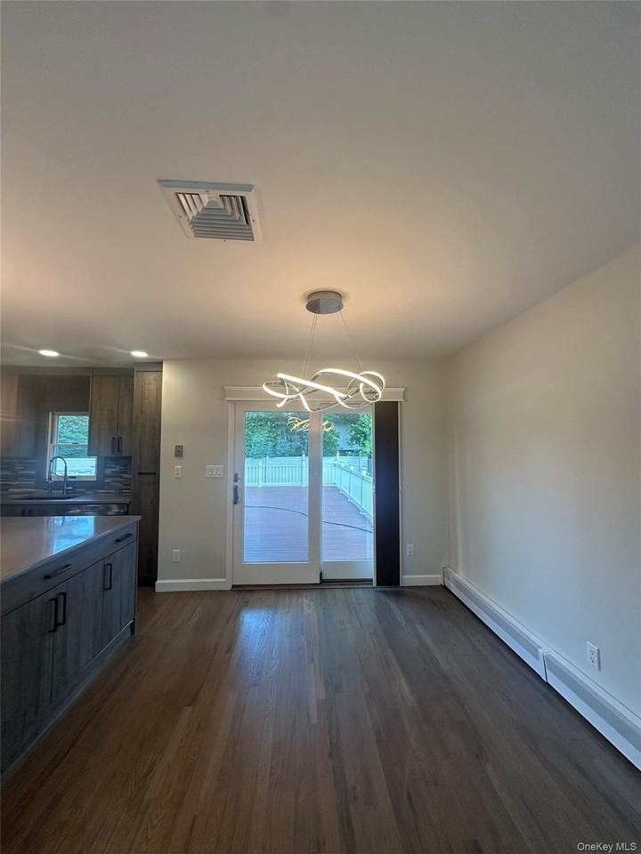 25 Cumberland Rd - Photo 4 of 22