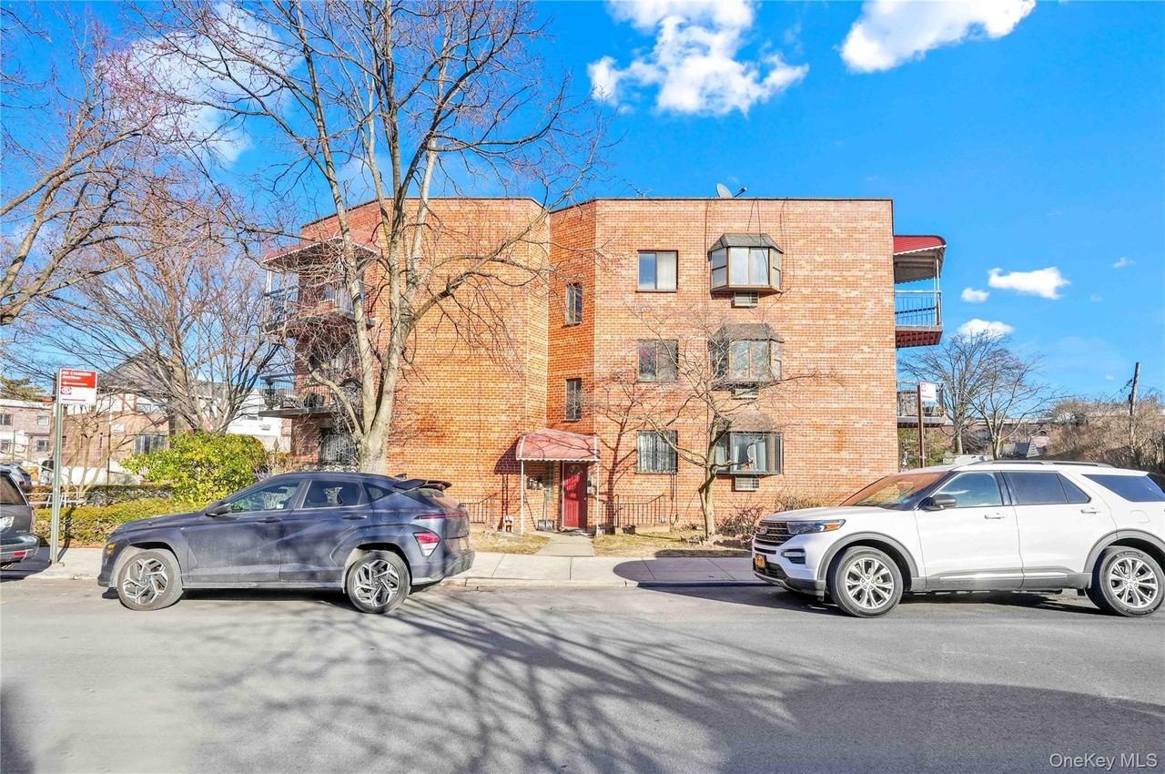 6707 Selfridge St #3rdFL - Photo 2 of 32