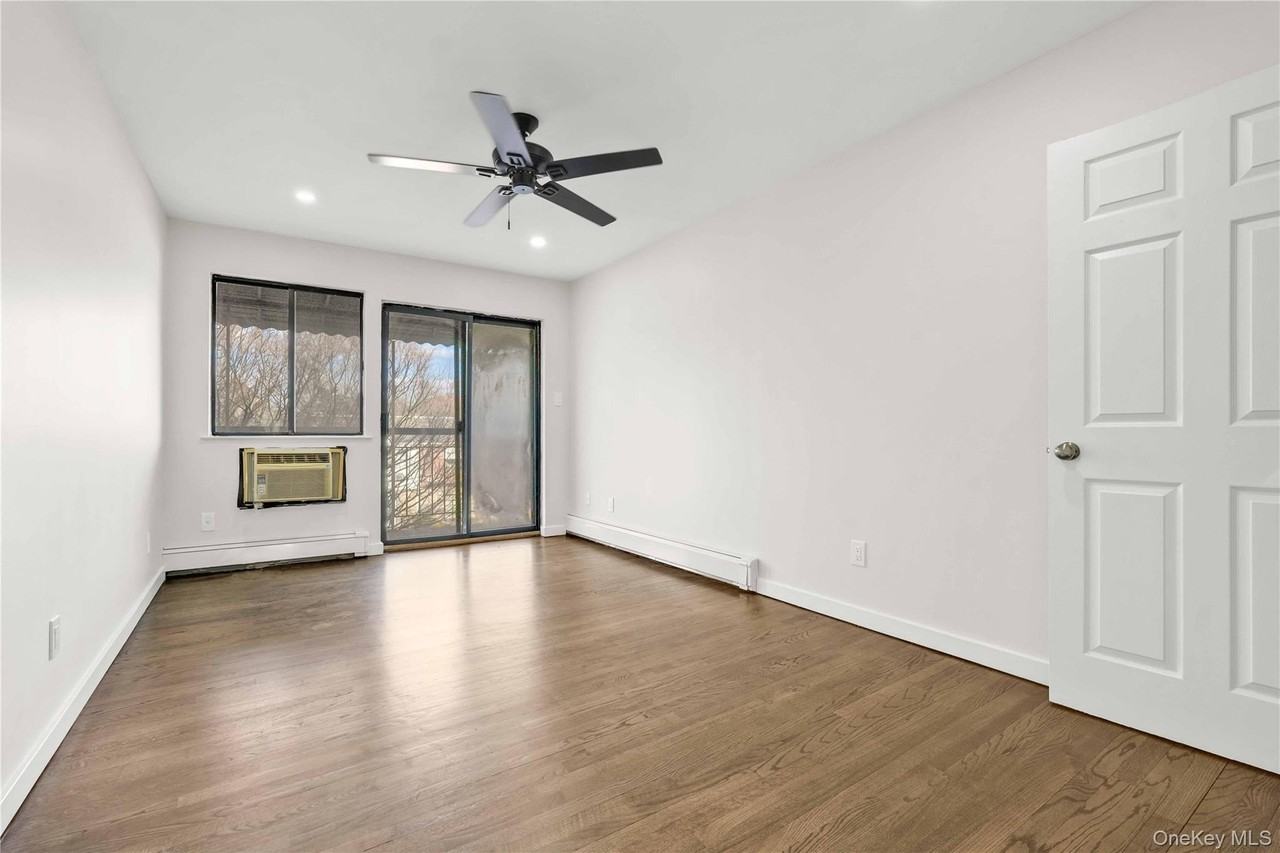 6707 Selfridge St #3rdFL - Photo 3 of 32