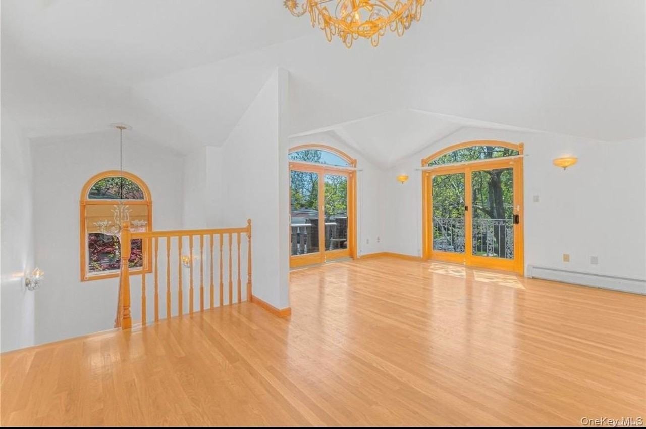5122 199th St - Photo 4 of 14