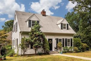 featured image of 227 N Main St