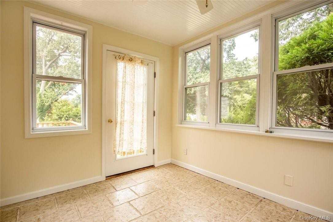 227 N Main St - Photo 7 of 25