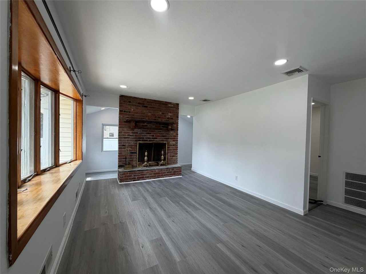 3 Grand Haven Dr - Photo 2 of 15