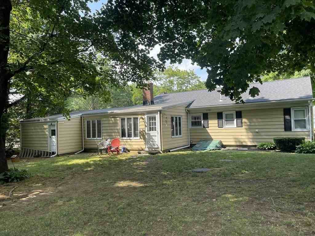 59 Pinecrest Rd - Photo 4 of 16
