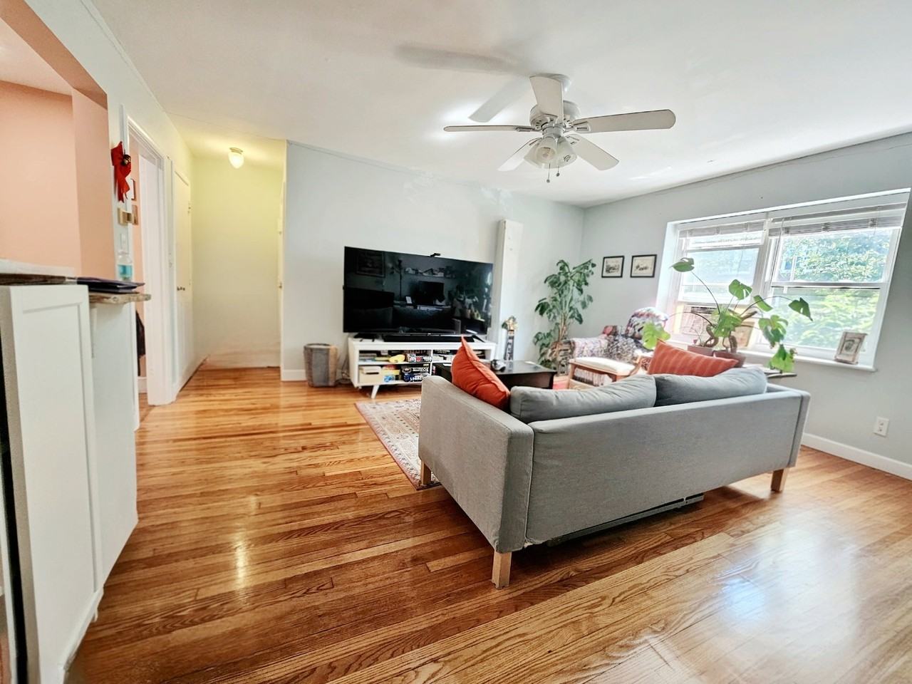 5 Alton Ct #6 - Photo 6 of 8