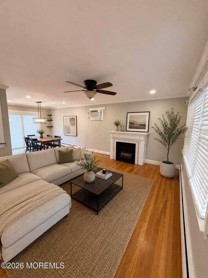 601 Harmony Rd - Photo 3 of 24
