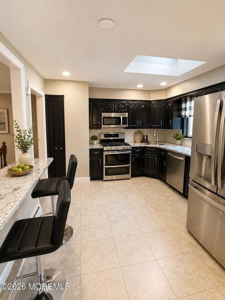 601 Harmony Rd - Photo 4 of 24