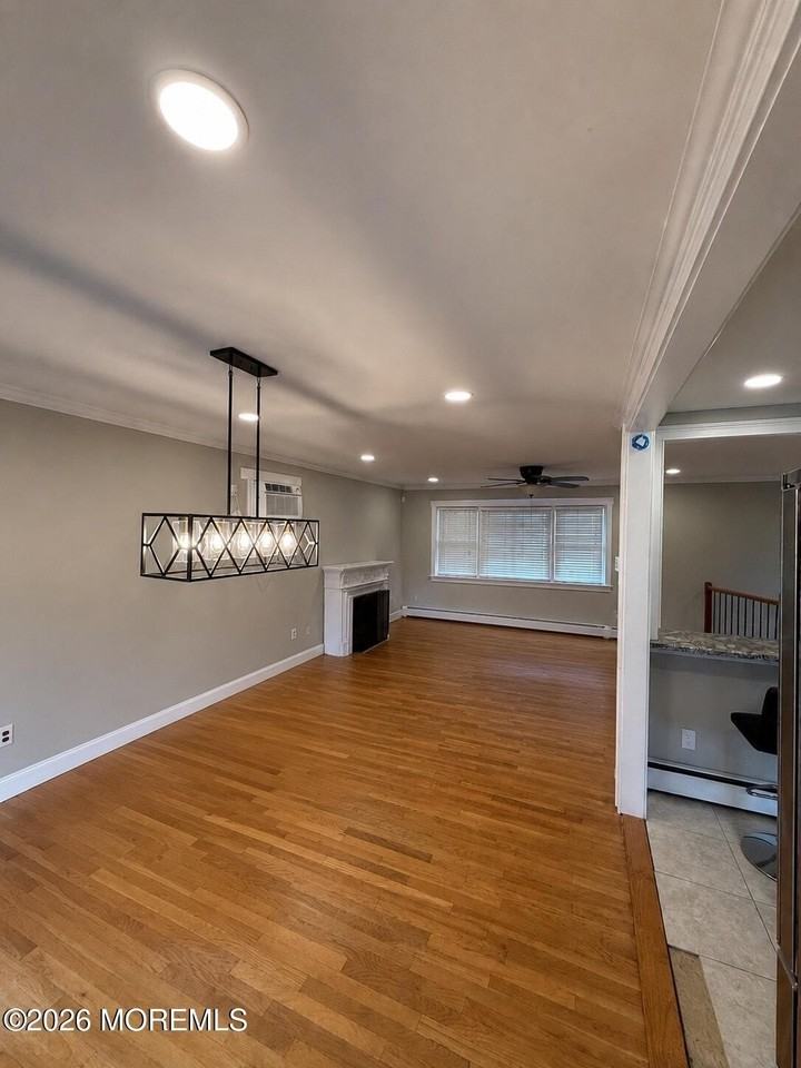 601 Harmony Rd - Photo 7 of 24