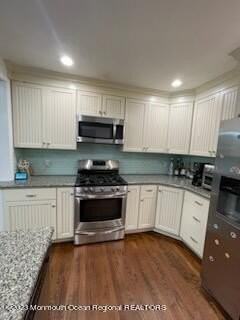 189 Whale Pond Rd - Photo 4 of 17