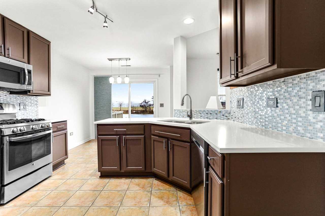 16846 S Mallard Ln - Photo 6 of 25