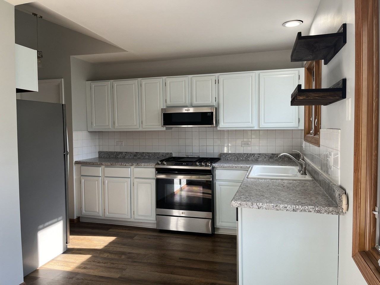 978 Benedetti Dr #C - Photo 6 of 17
