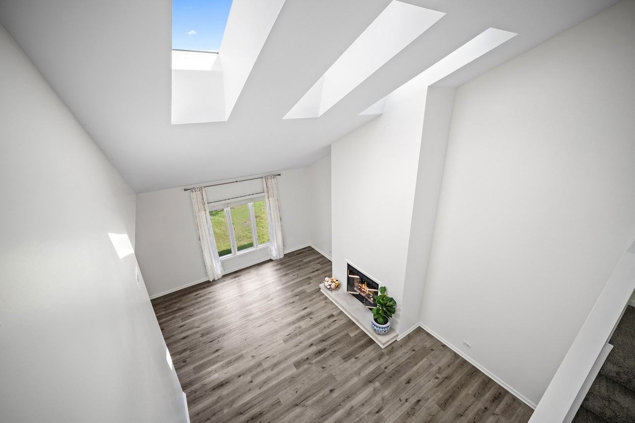 720 Caliente Ct #720 - Photo 5 of 16