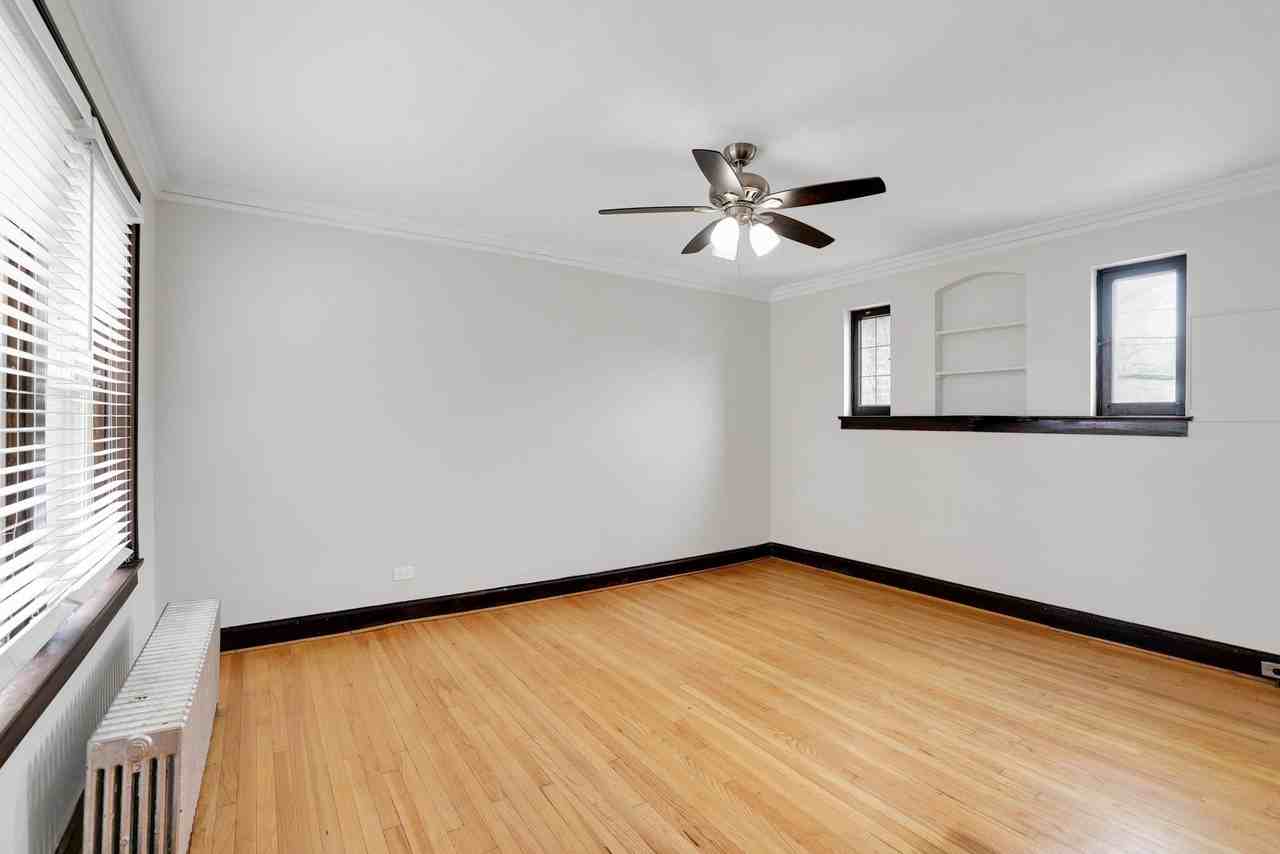 5544 W Leland Ave #1D - Photo 4 of 10