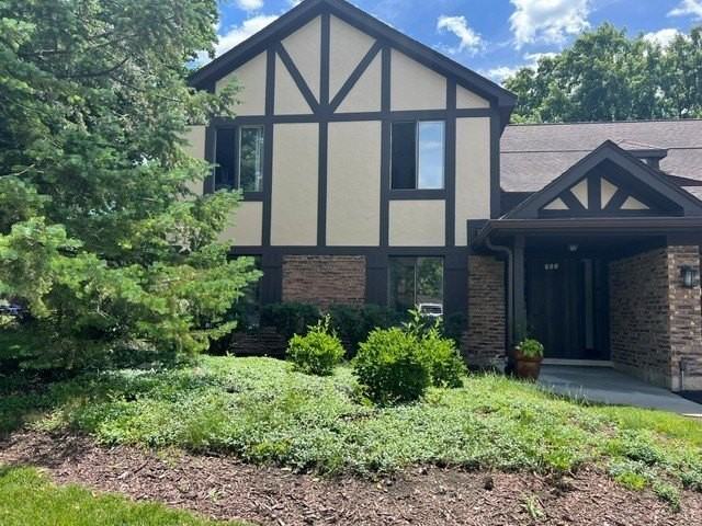 880 Johnstown Ln #B - Photo 2 of 22
