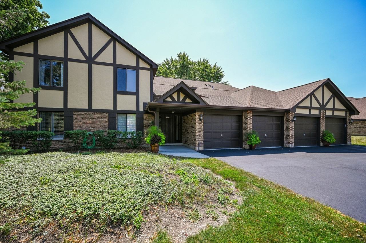 880 Johnstown Ln #B - Photo 3 of 22