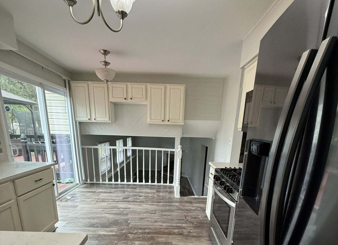 2116 Briar Hill Dr - Photo 5 of 13