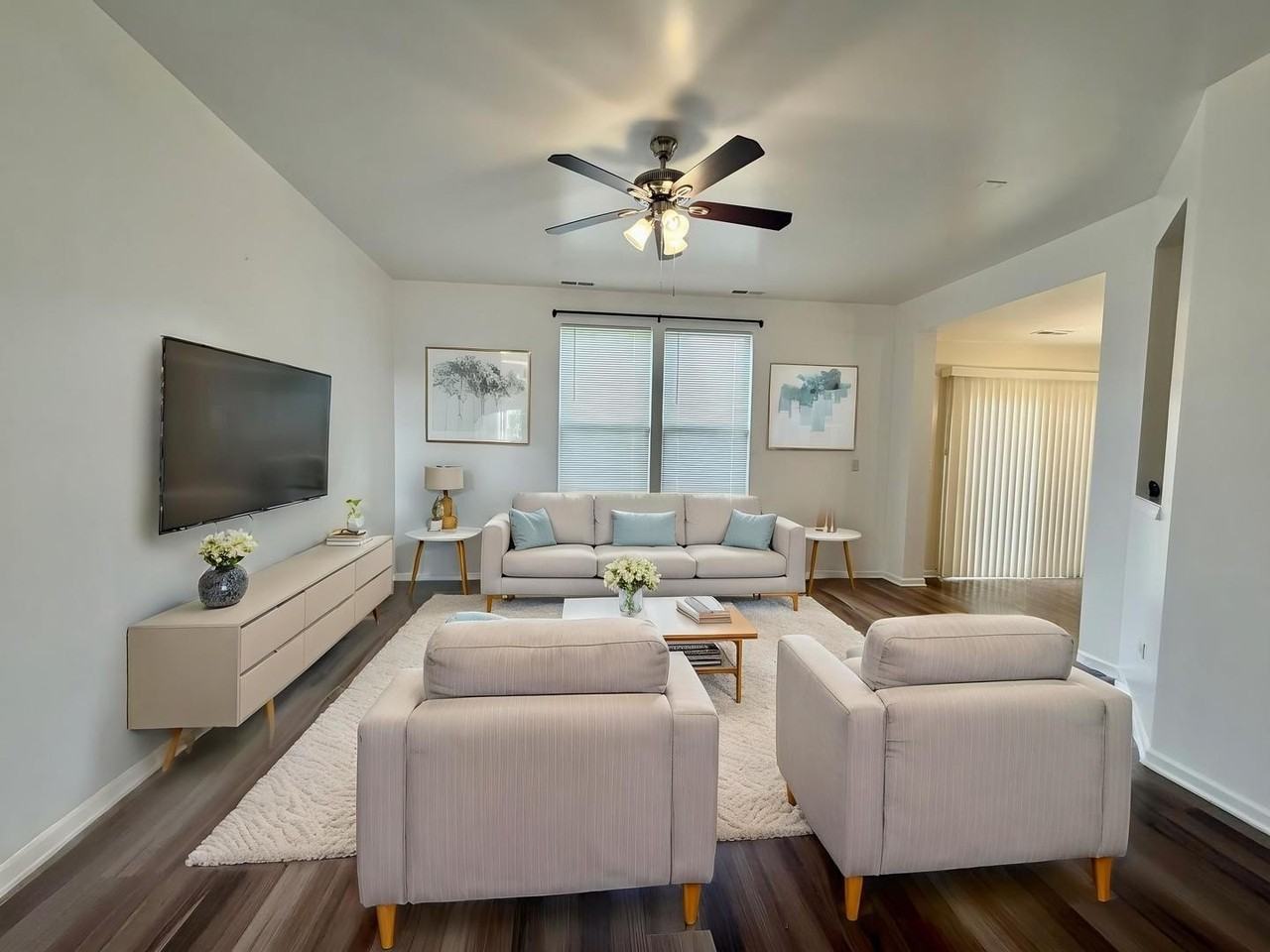 1492 Orchid St - Photo 2 of 18
