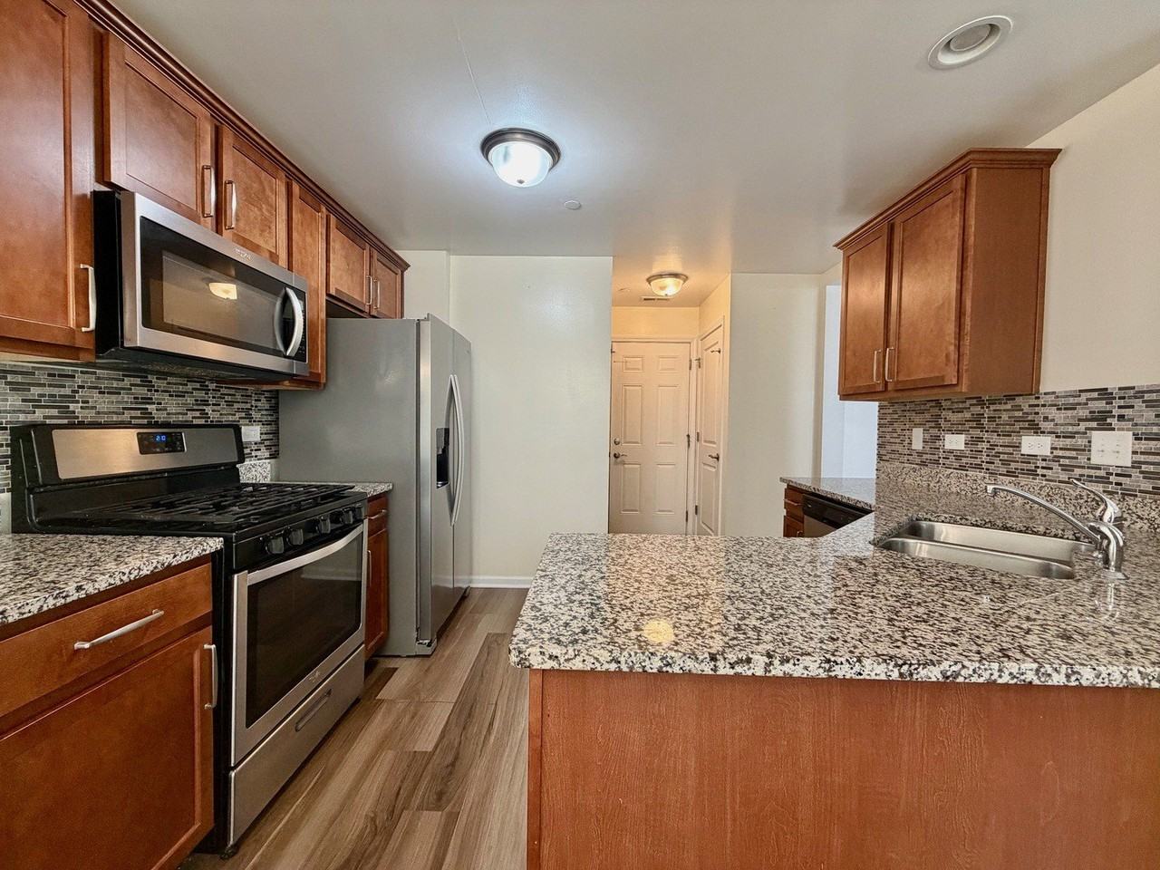 1492 Orchid St - Photo 4 of 18