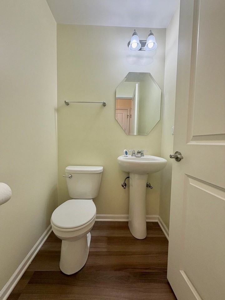 1492 Orchid St - Photo 6 of 18