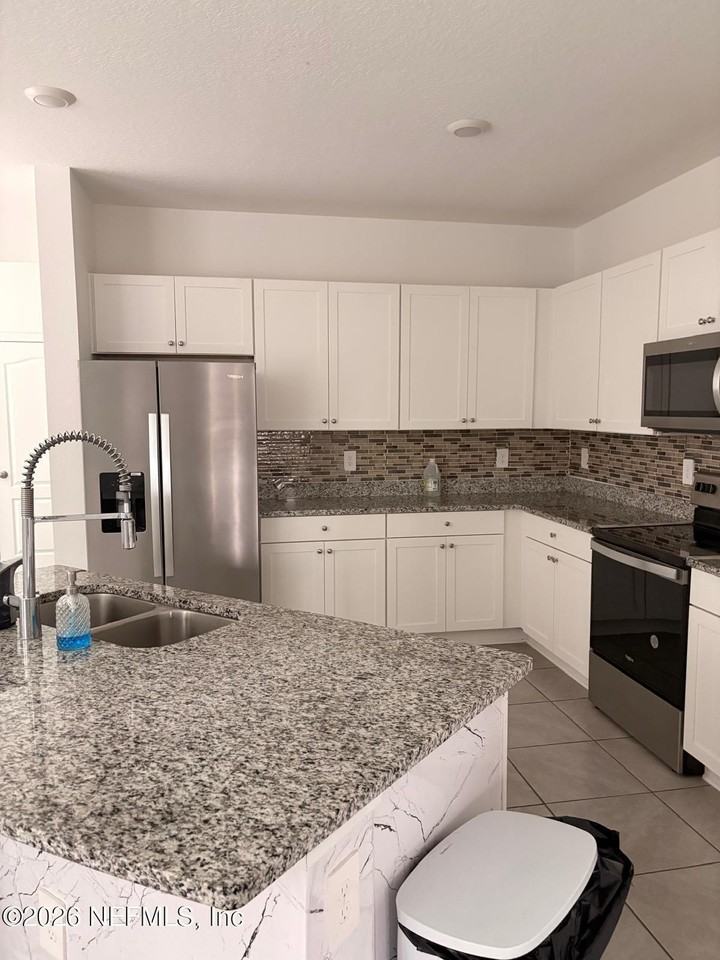 26 Seaport Breeze Rd - Photo 6 of 35