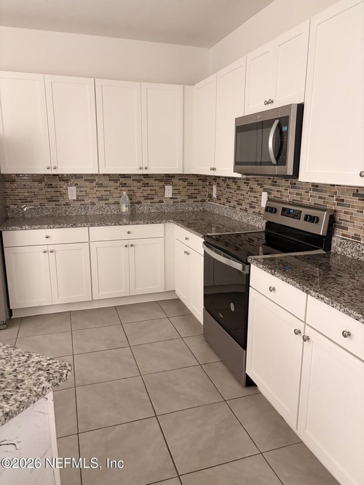 26 Seaport Breeze Rd - Photo 7 of 35