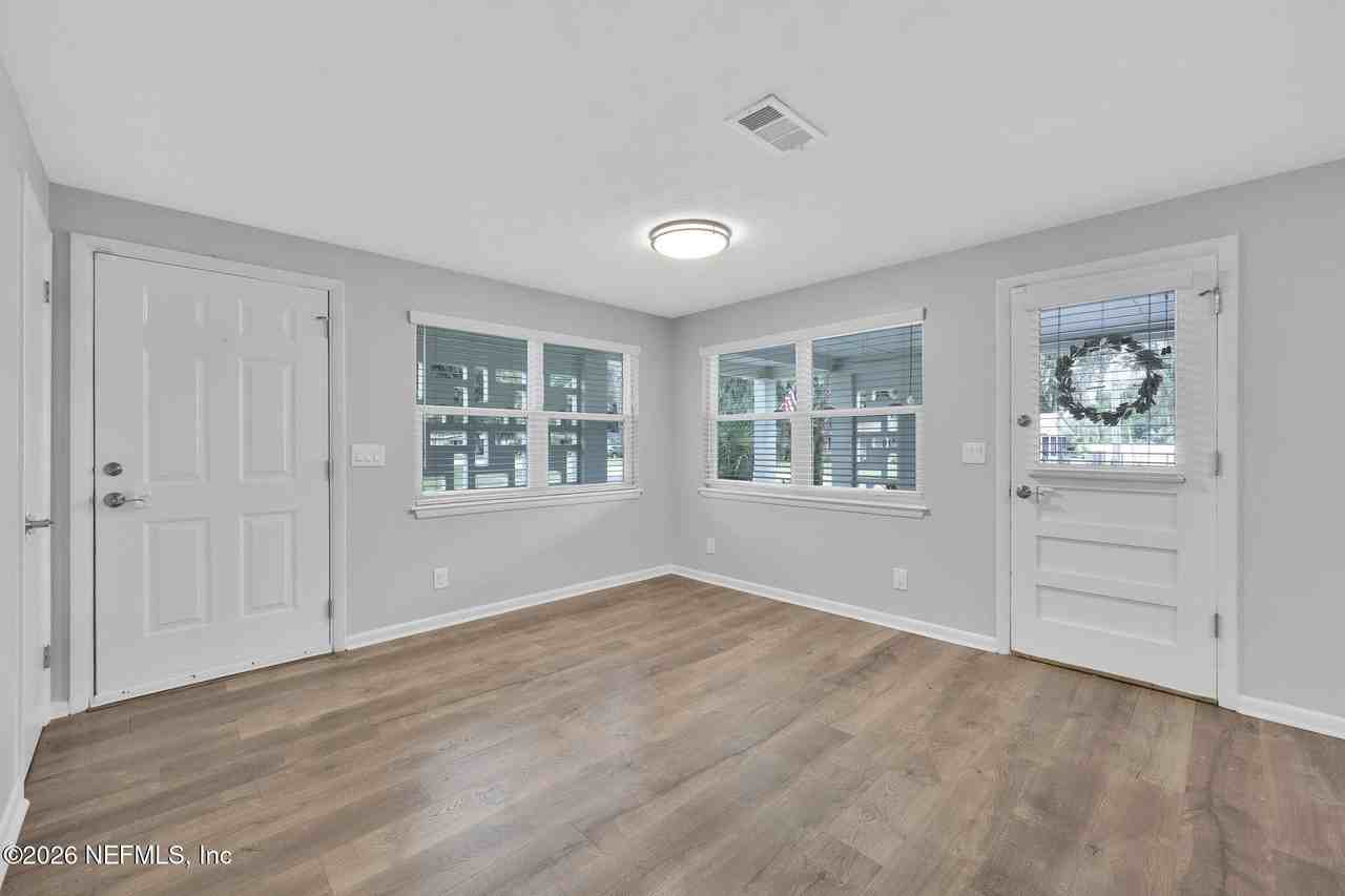 1104 Boca Grande Ave - Photo 7 of 36