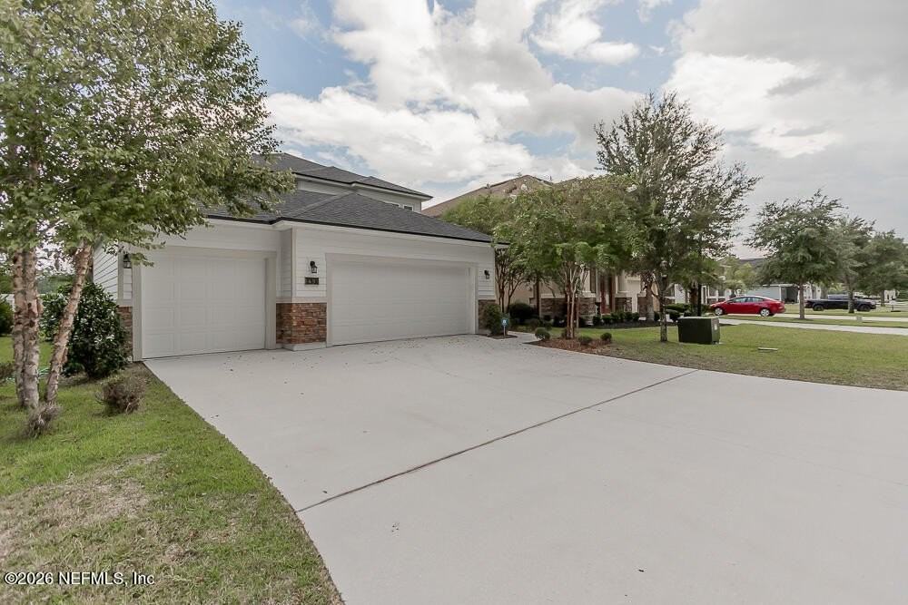 1492 Autumn Pines Dr - Photo 2 of 44