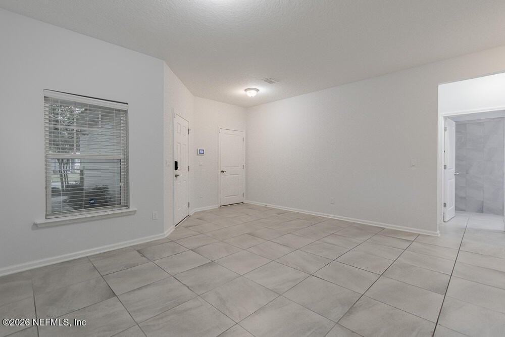 1492 Autumn Pines Dr - Photo 5 of 44