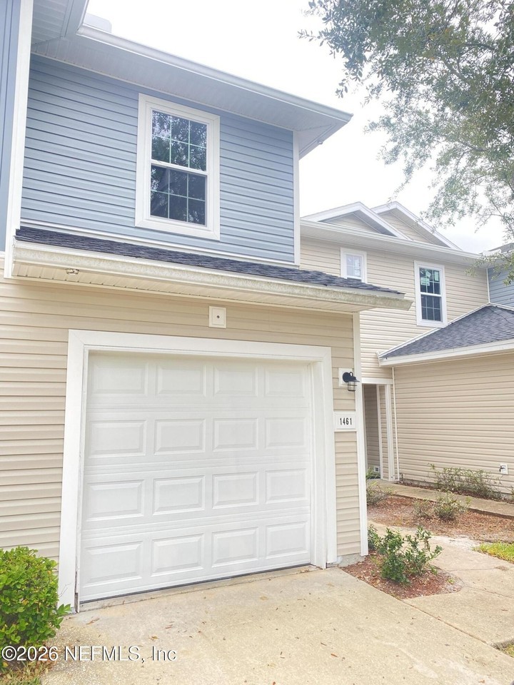 1461 Biscayne Bay Dr - Photo 2 of 19