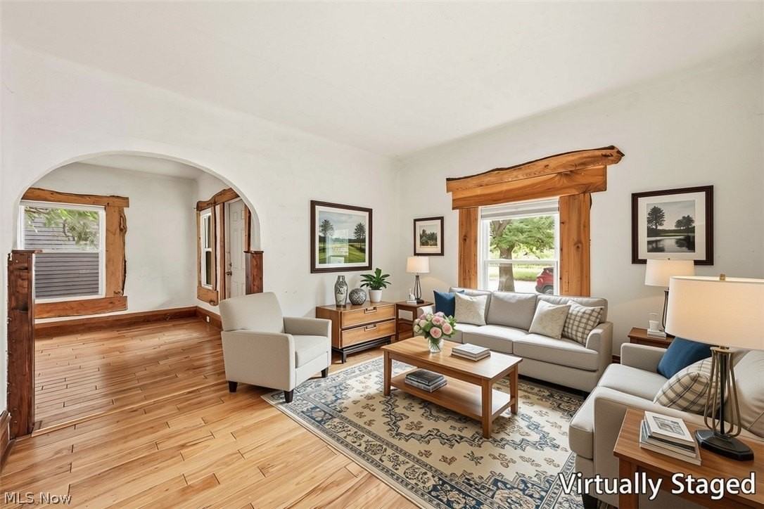 6914 Wakefield Ave - Photo 3 of 21