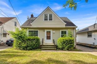 14404 Rockside Rd - Photo 1 of 1