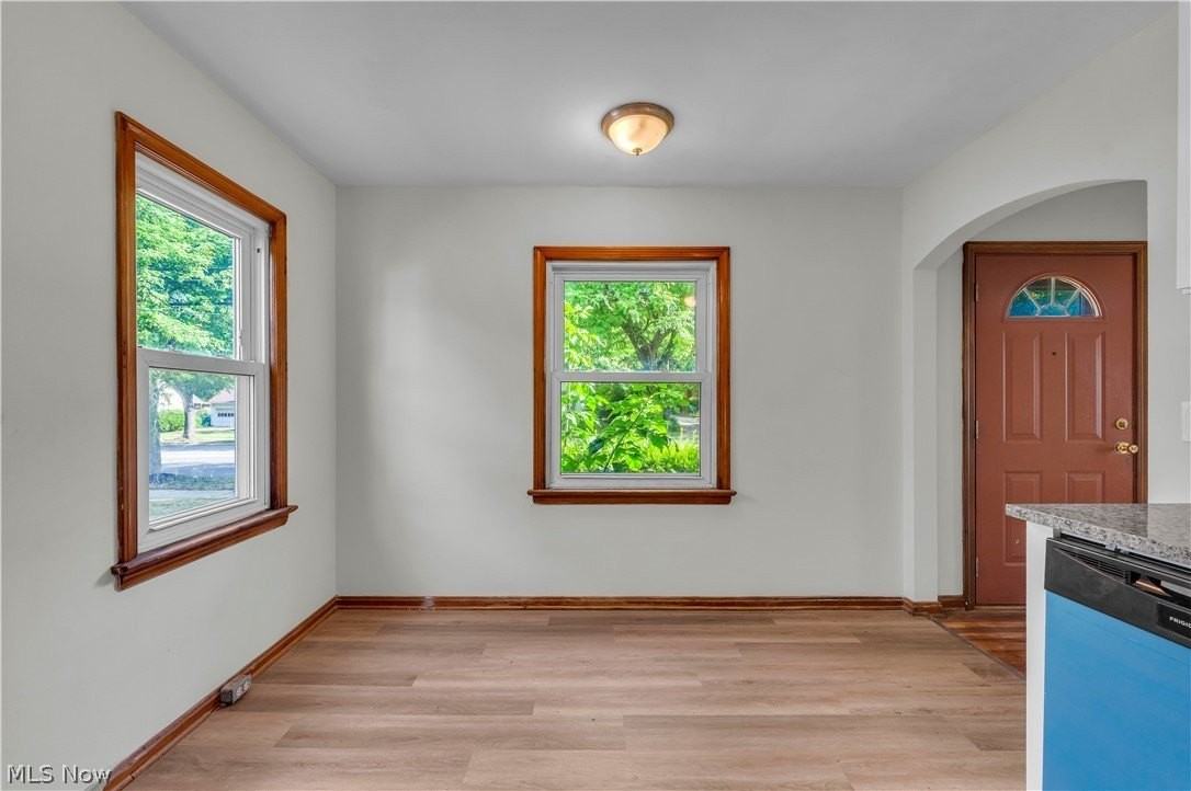 14404 Rockside Rd - Photo 6 of 21