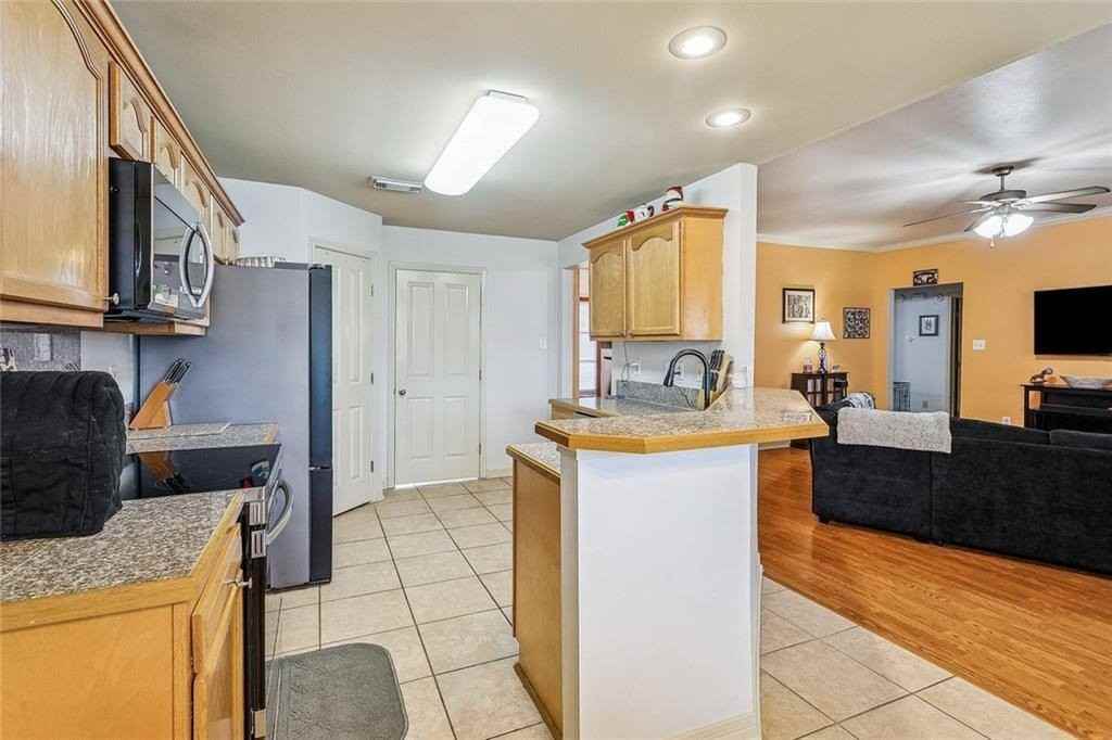 11036 Audubon Dr - Photo 5 of 16
