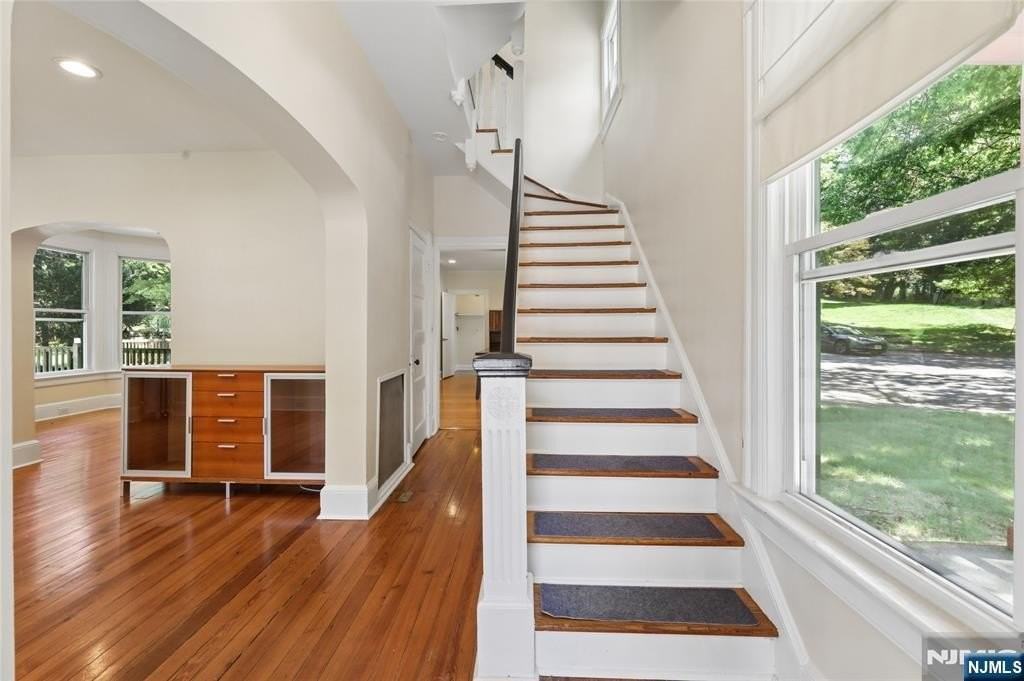 48 Stelfox St - Photo 4 of 33