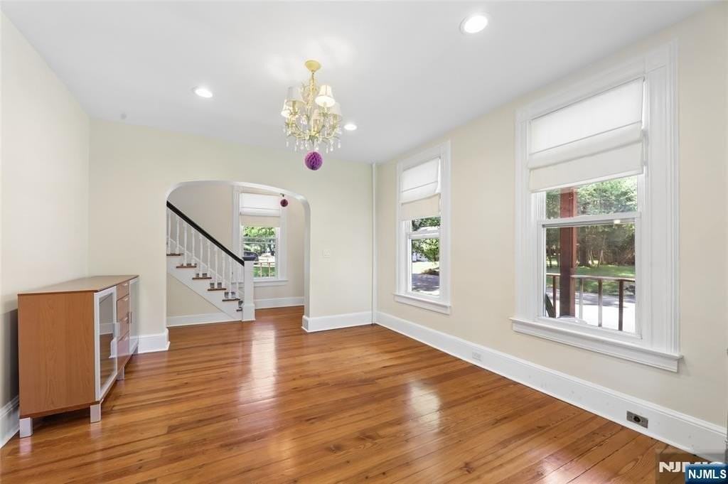 48 Stelfox St - Photo 6 of 33