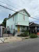 featured image of 3948 Constance St