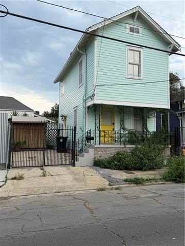 3948 Constance St - Photo 2 of 14