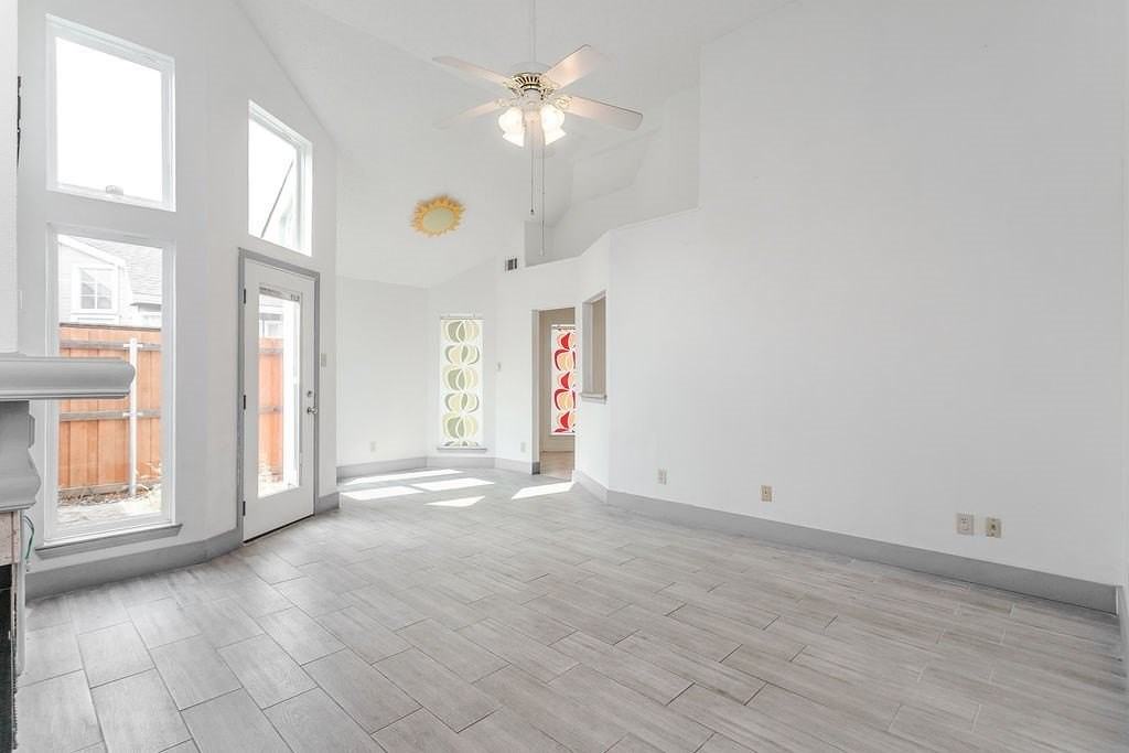 4124 Hollow Oak Dr - Photo 5 of 30