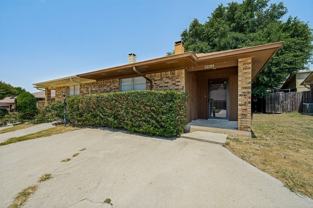 8902 Marilyn Dr - Photo 1 of 1