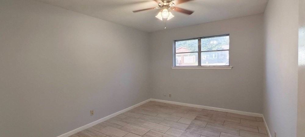 1125 Valley View Dr - Photo 7 of 8