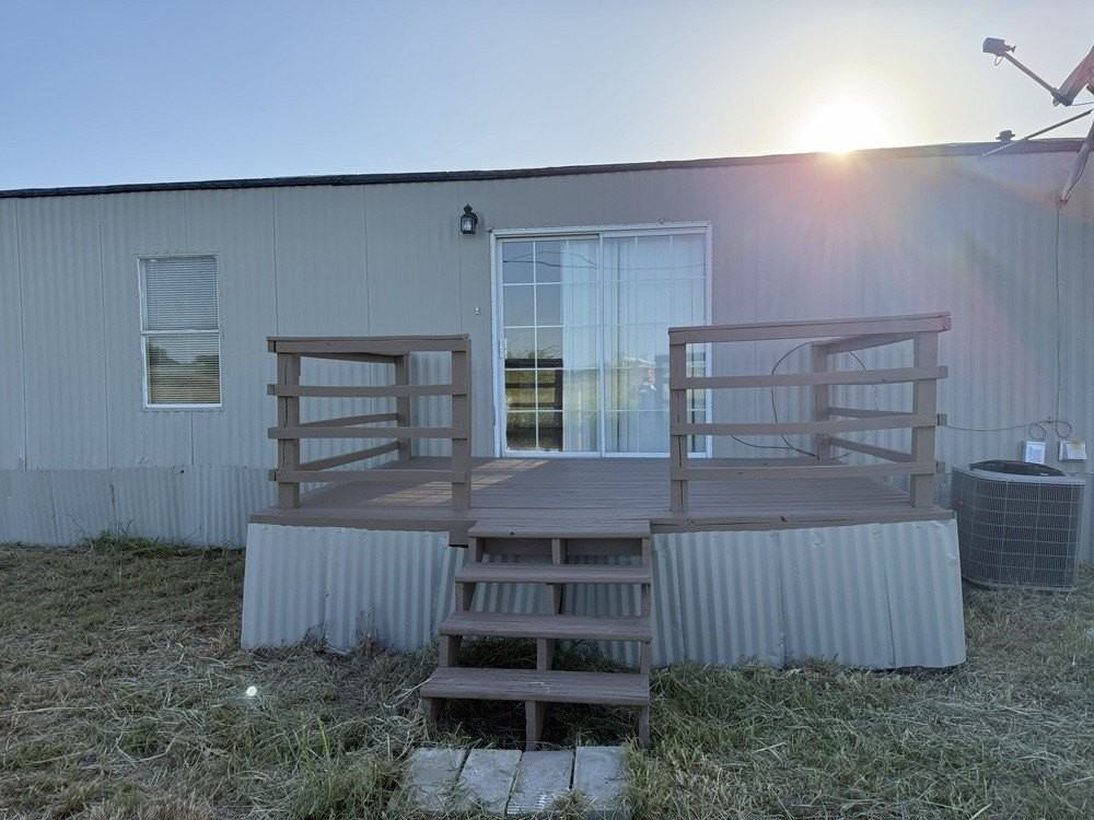 8514 County Road 623 - Photo 2 of 26