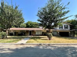 featured image of 830 Blackburn St