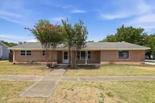 302 W 4th St - Photo 1 of 1