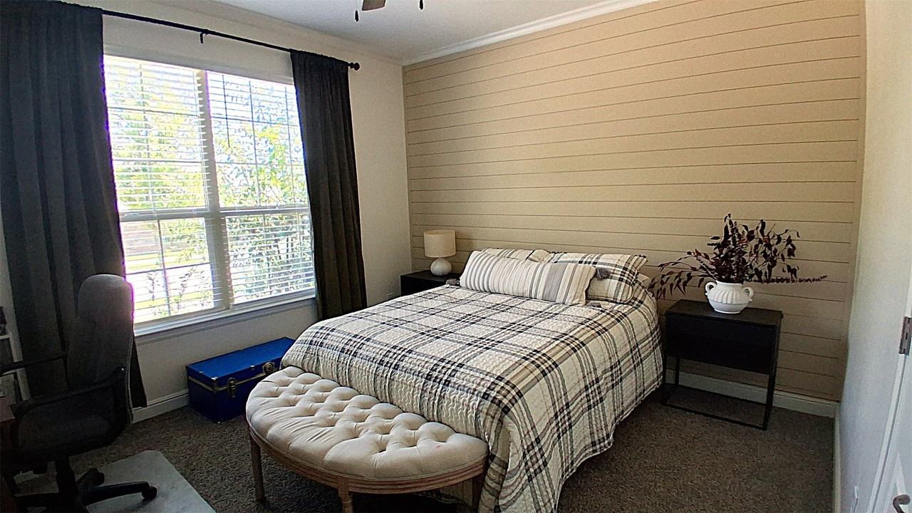 309 Clayton St - Photo 4 of 26