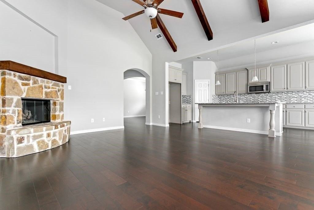 3005 Martha Dr - Photo 6 of 15